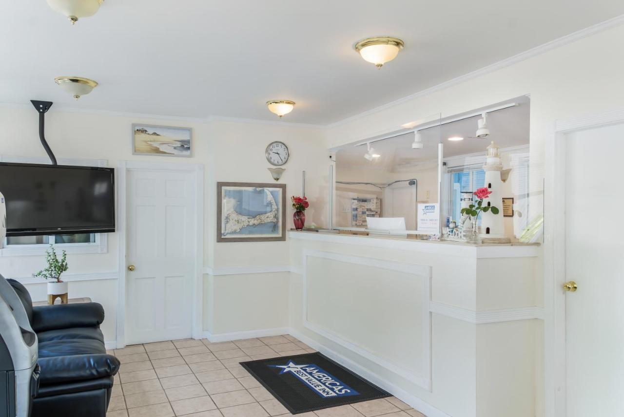 Motel America's Value & Suites/hyannis 2*