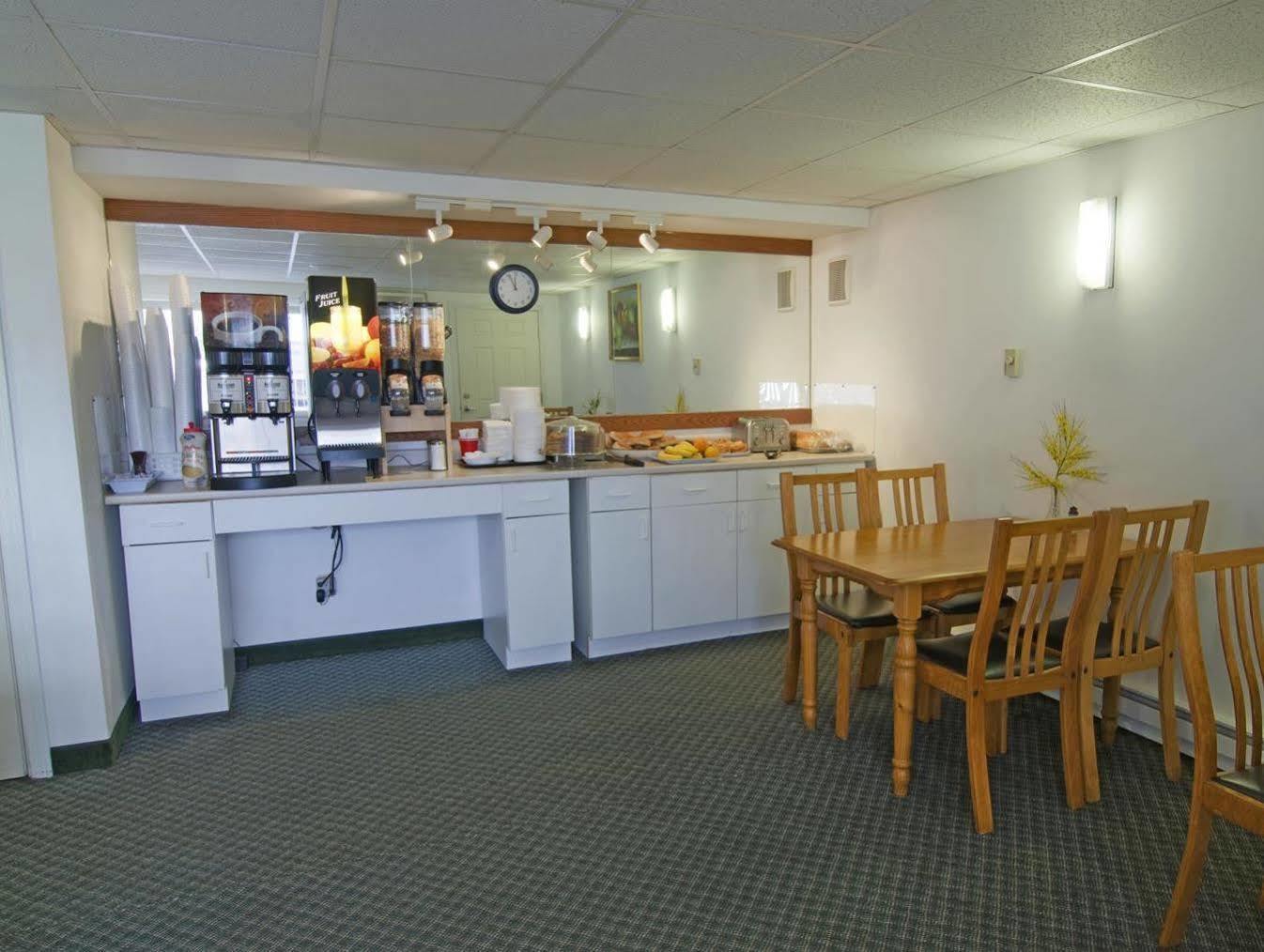 America's Value & Suites/hyannis